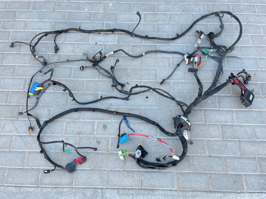 Motora vadu instalācija 403885488R