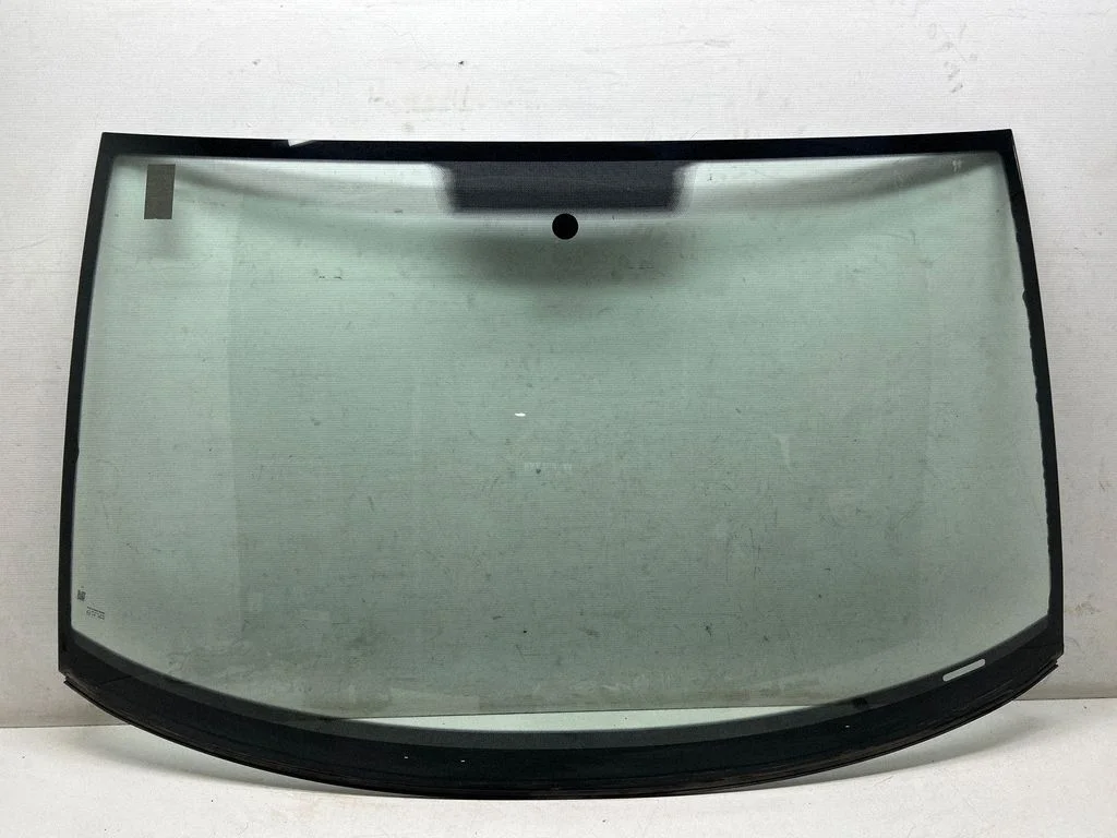 Front windscreen/windshield window 43R00348
