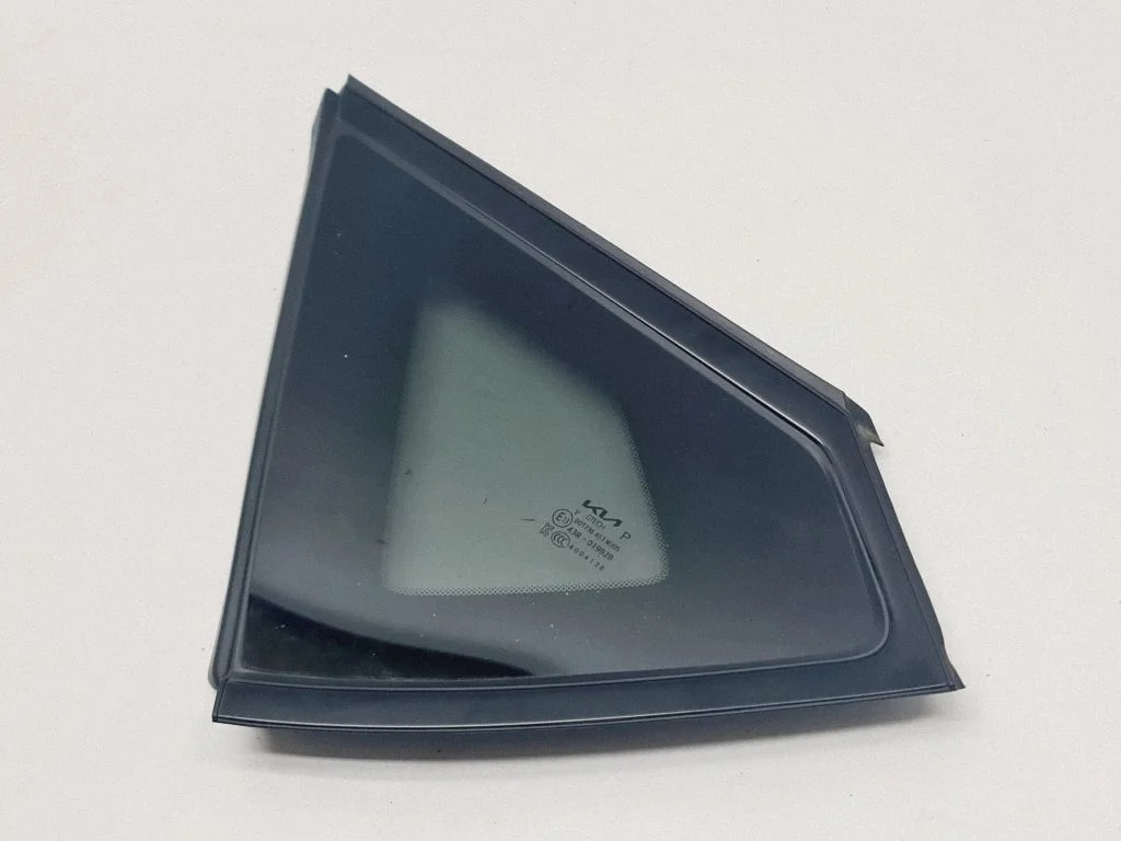 Rear side window 87810CV120