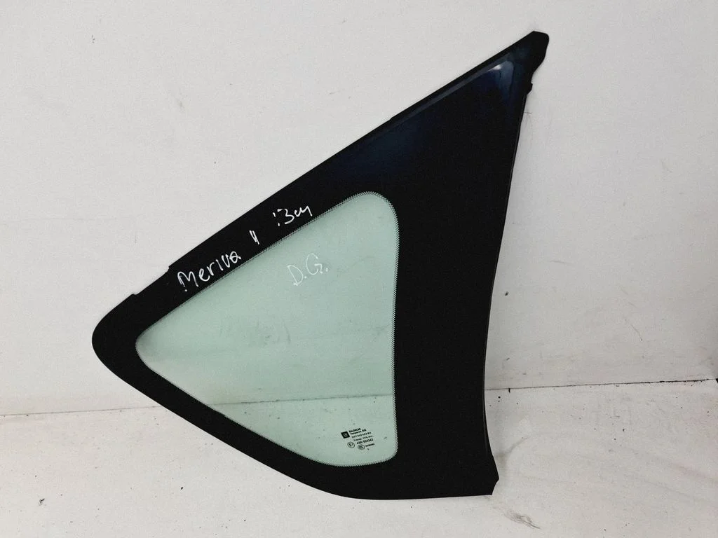 Rear side window – rear right