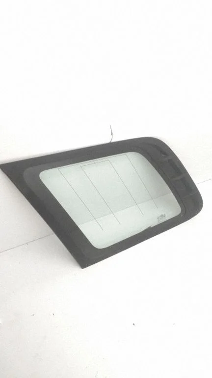 Rear side window 8783026010