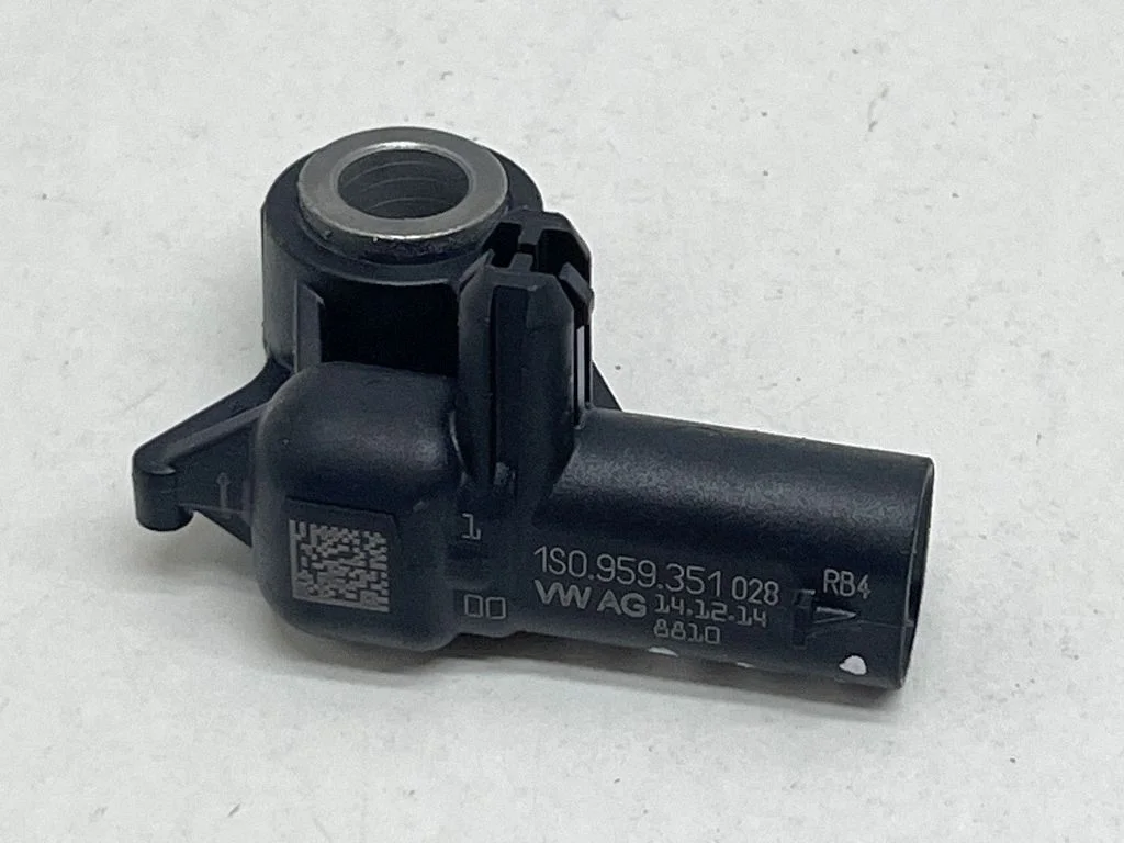 Drošības spilvenu trieciena sensors 1S0959351