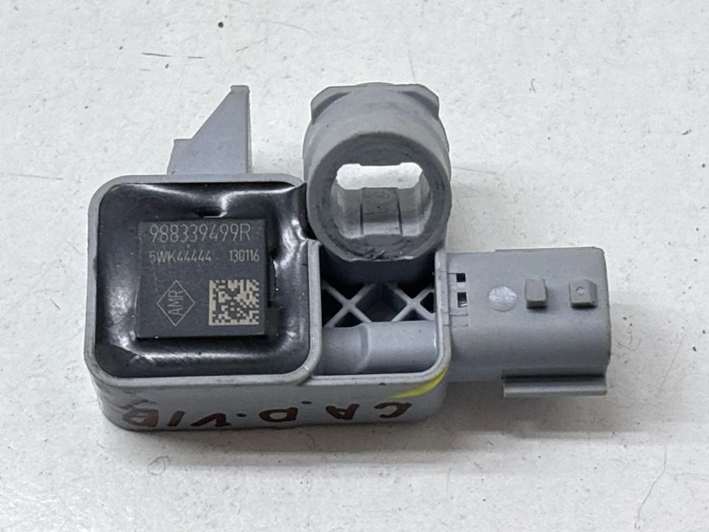 Airbag deployment crash/impact sensor 988339499R – Renault Captur (2013-2020)