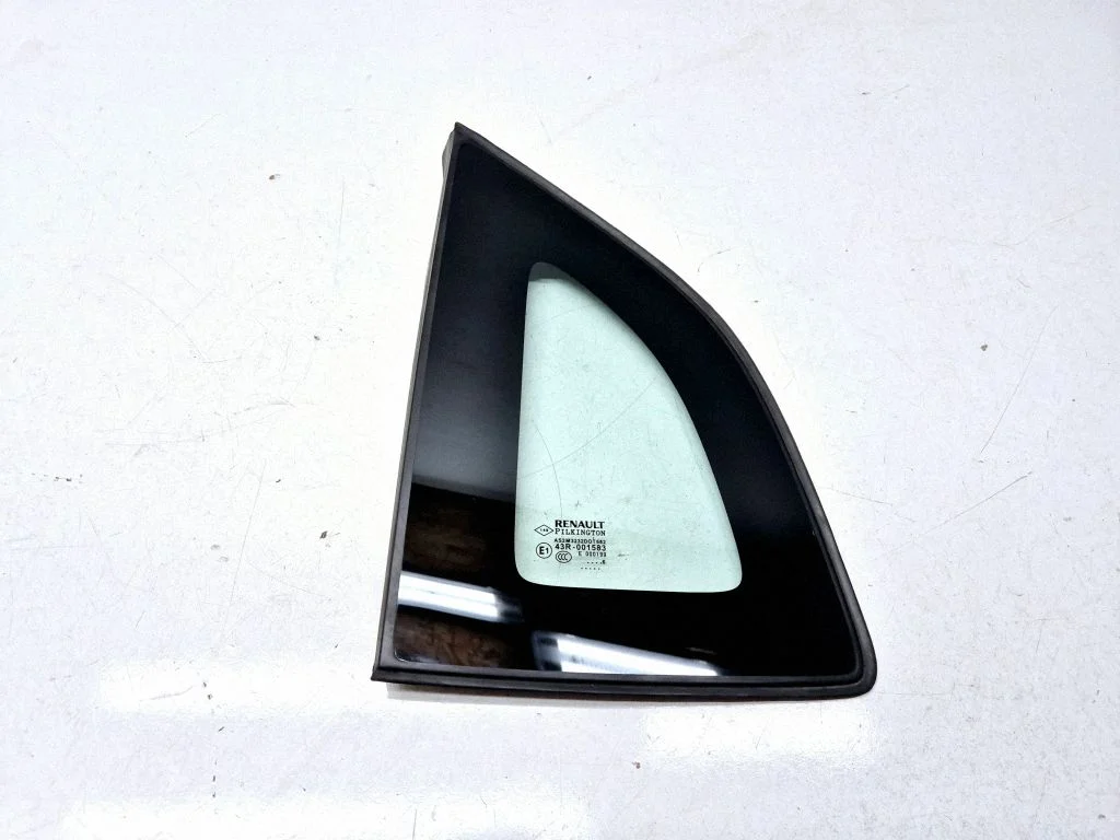 Rear side window 833078189R – Renault Captur (2013-2020)