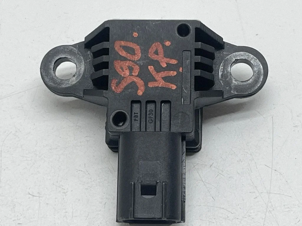 Drošības spilvenu trieciena sensors – Volvo S90, V90 (2016-)