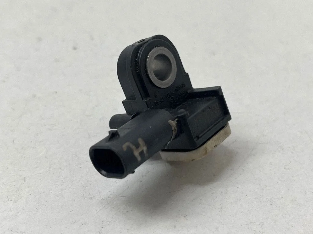Drošības spilvenu trieciena sensors 68598818AA