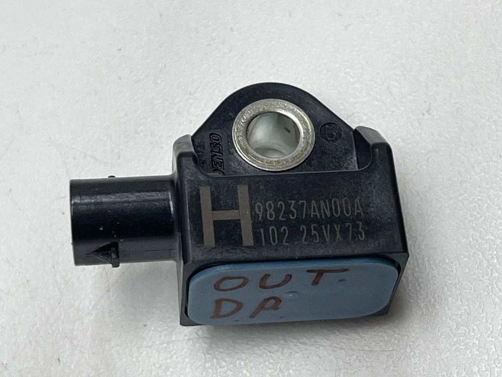 Drošības spilvenu trieciena sensors 98237AN00A