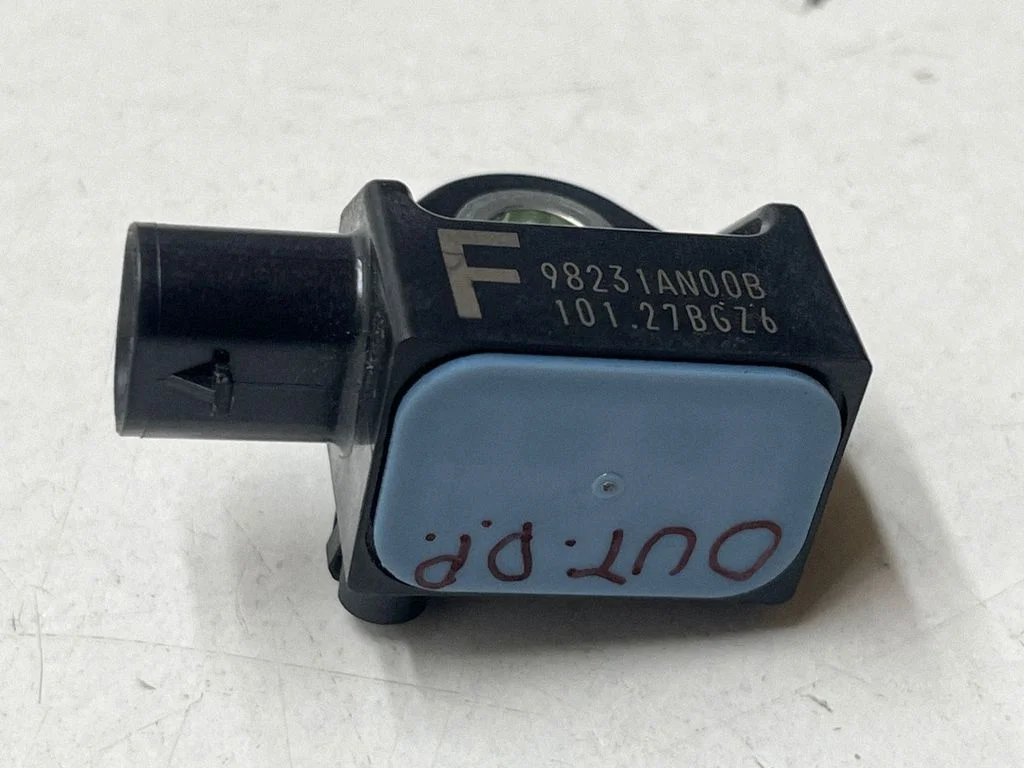 Drošības spilvenu trieciena sensors 98231AN00B