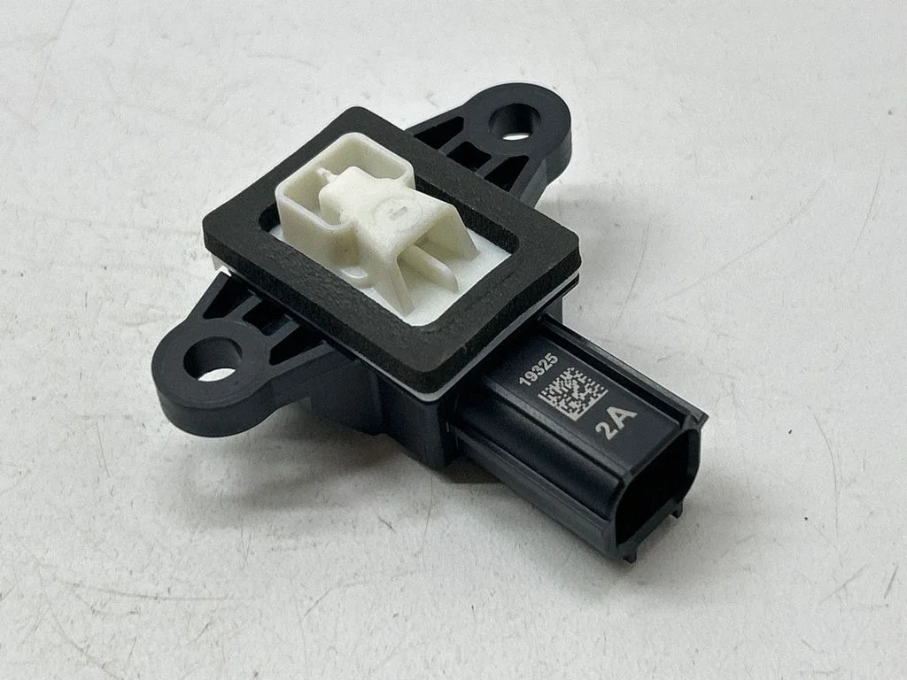 Drošības spilvenu trieciena sensors – Volvo XC90 (2014-)
