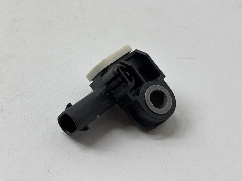 Drošības spilvenu trieciena sensors 68598818AA