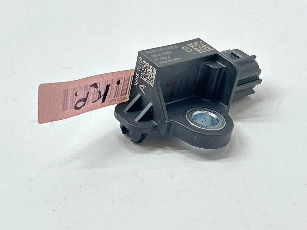 Drošības spilvenu trieciena sensors 988303RA0A