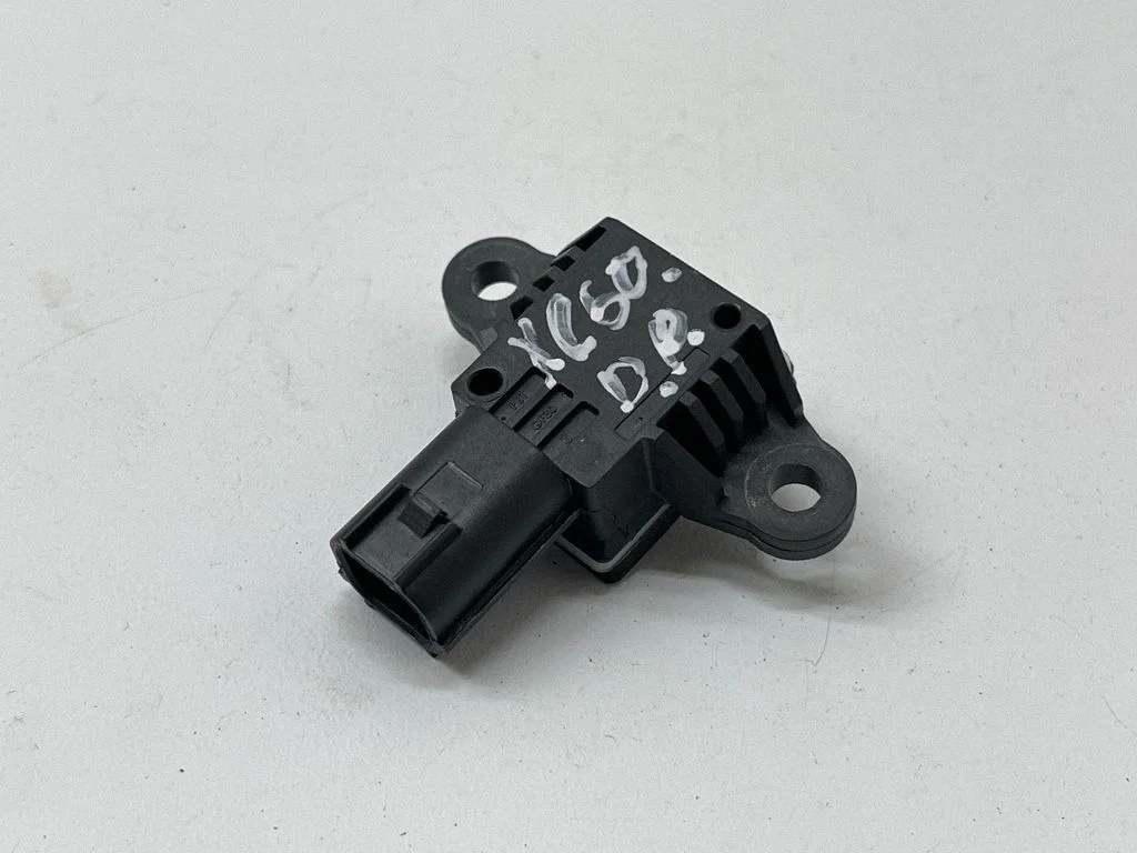 Drošības spilvenu trieciena sensors – Volvo XC60 (2017-)