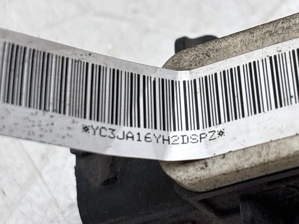Turvapadja löögiandur YC3JAAXHRPSSZZ