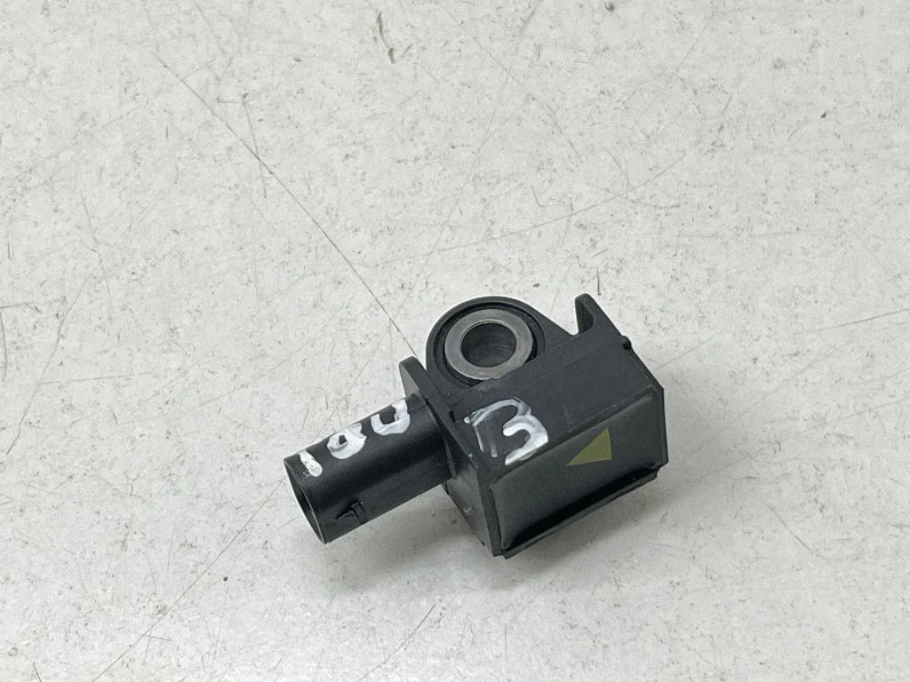 Drošības spilvenu trieciena sensors 5Q0959659