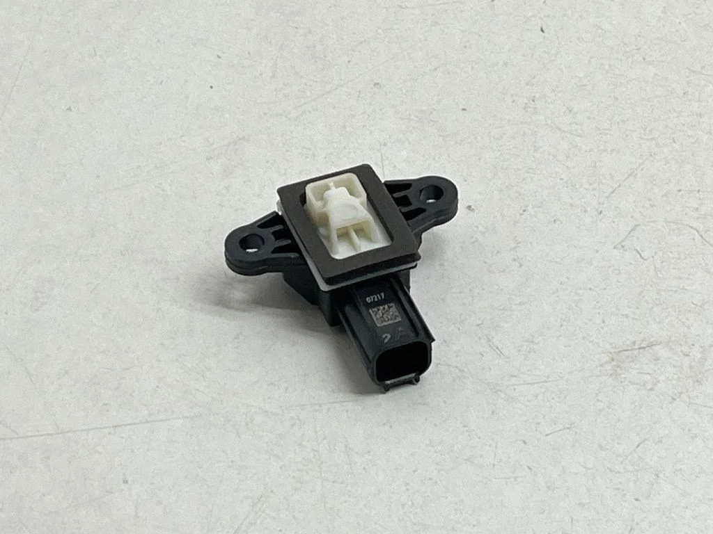 Drošības spilvenu trieciena sensors – Volvo S90, V90 (2016-)