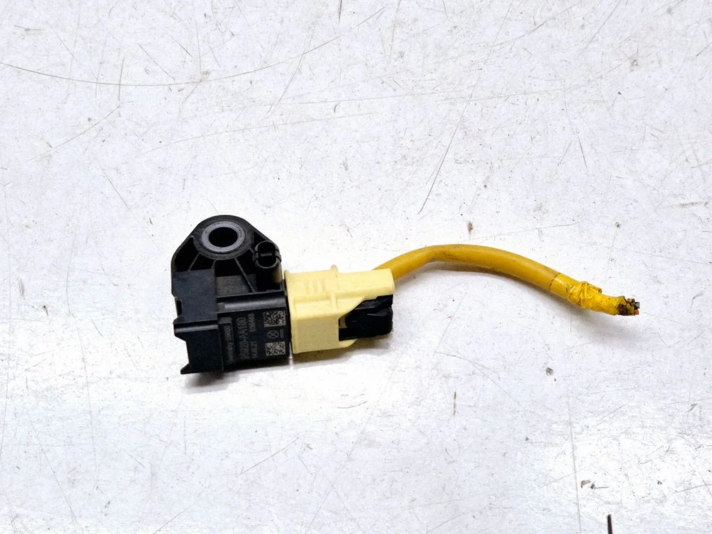 Drošības spilvenu trieciena sensors 95920AA100