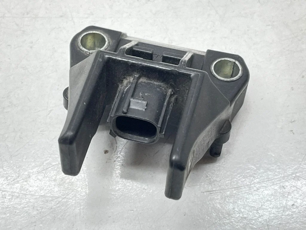 Airbag deployment crash/impact sensor – Toyota Land Cruiser (J150) (2009-)