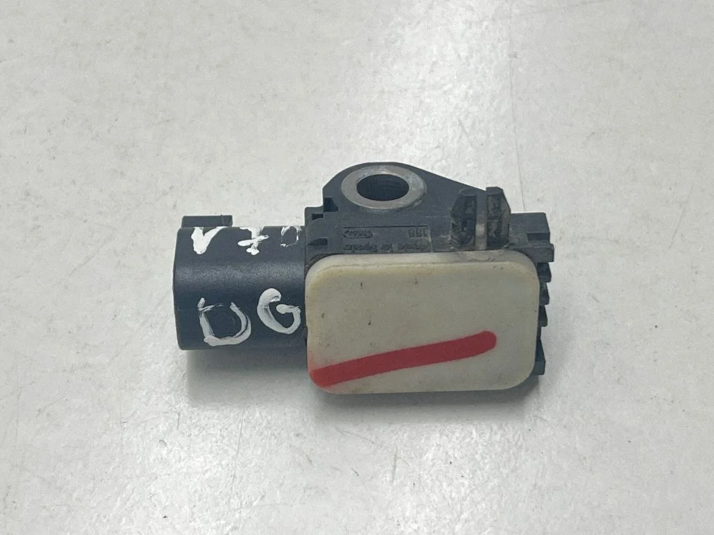 Drošības spilvenu trieciena sensors – Volvo V70 (2014-2016)