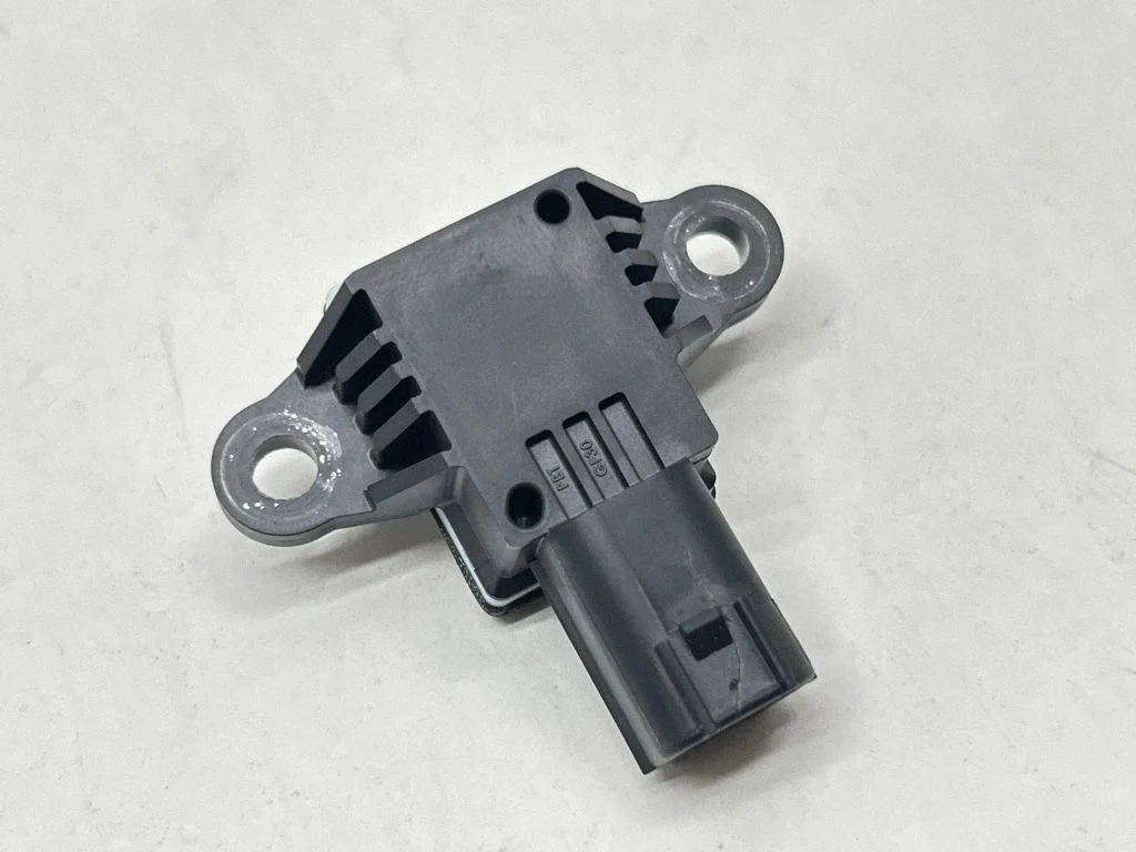 Airbag deployment crash/impact sensor – KIA EV6 (2021-)