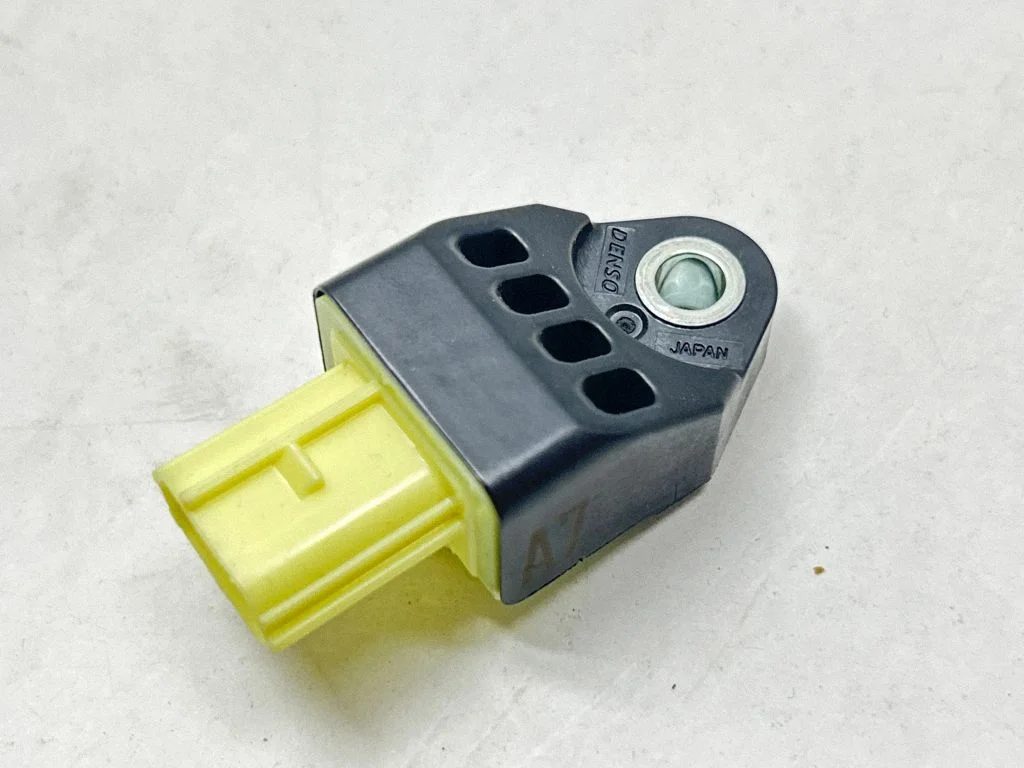 Airbag deployment crash/impact sensor – Toyota Land Cruiser (J150) (2009-)