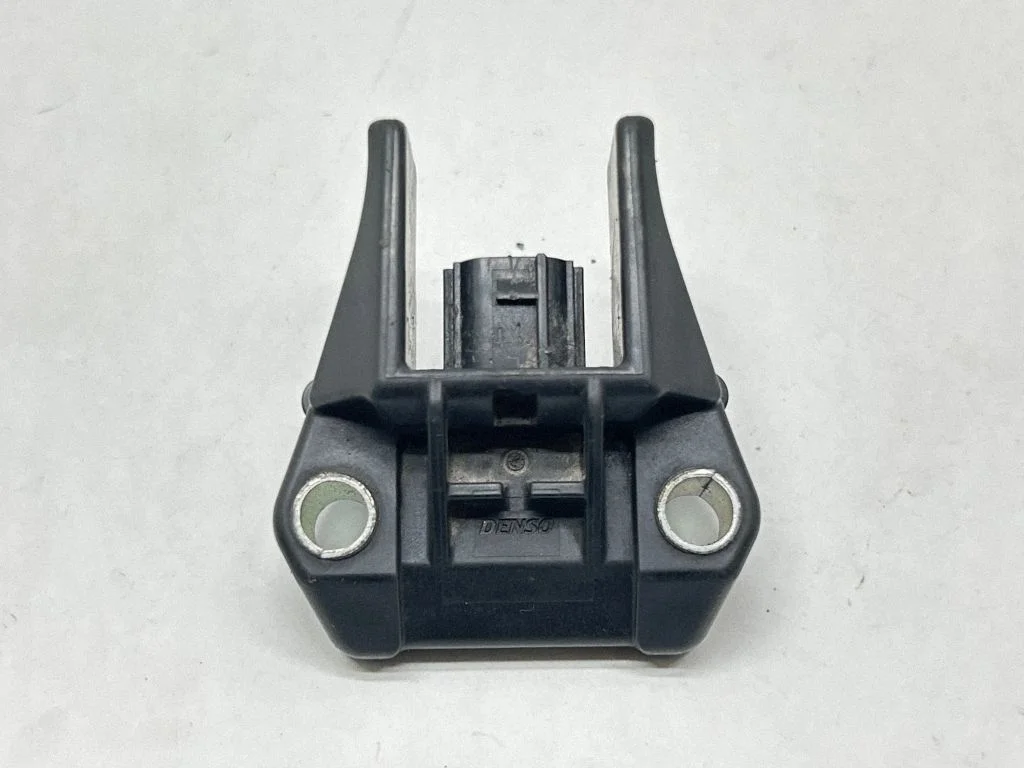 Airbag deployment crash/impact sensor – Toyota Land Cruiser (J150) (2009-)