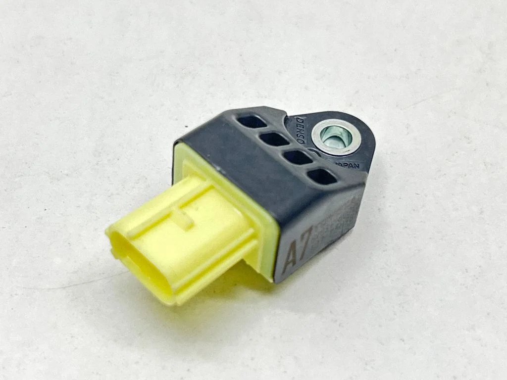 Airbag deployment crash/impact sensor – Toyota Land Cruiser (J150) (2009-)