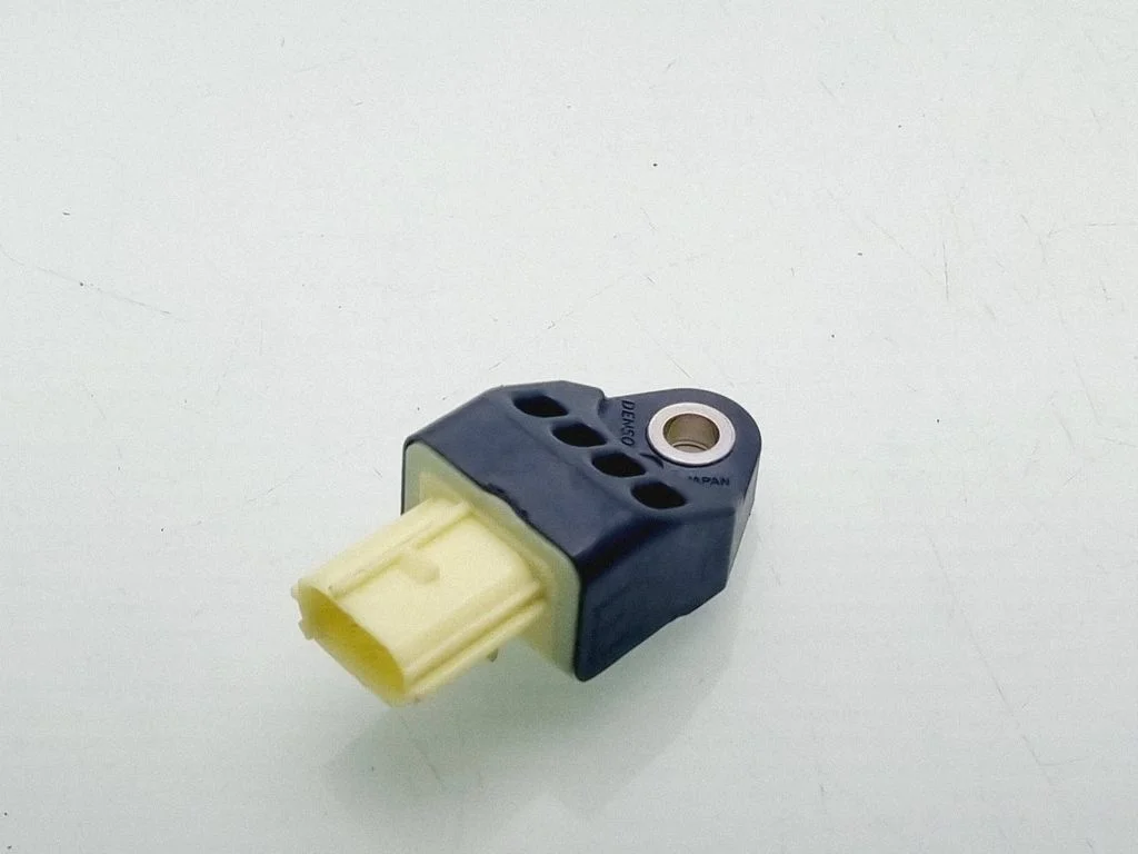 Drošības spilvenu trieciena sensors – Toyota RAV 4 (XA30) (2006-2016)