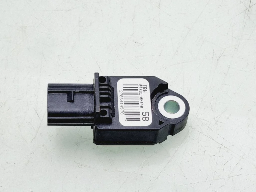 Drošības spilvenu trieciena sensors 898310H040