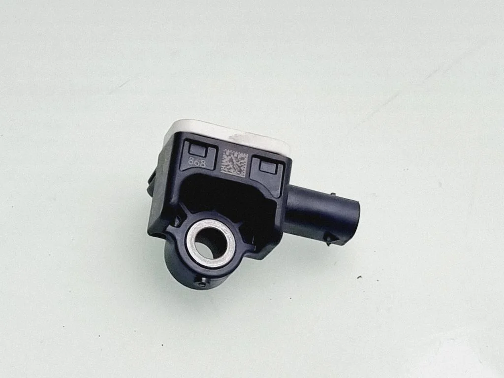 Drošības spilvenu trieciena sensors – BMW 1. sērija F20 F21 (2011-2019)