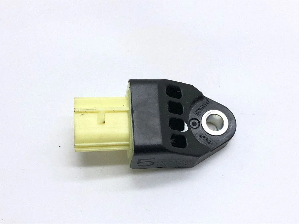 Turvapadja löögiandur – Subaru Outback (2009-2014)