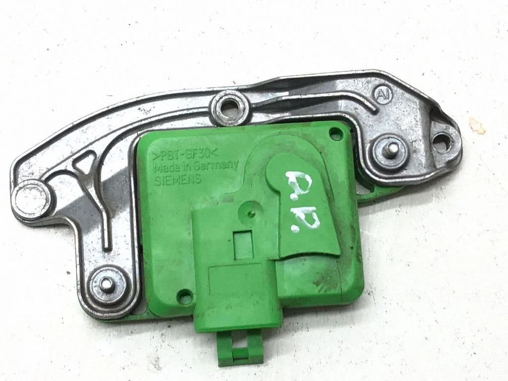 Drošības spilvenu trieciena sensors – Saab 9-5 (2006-2010)