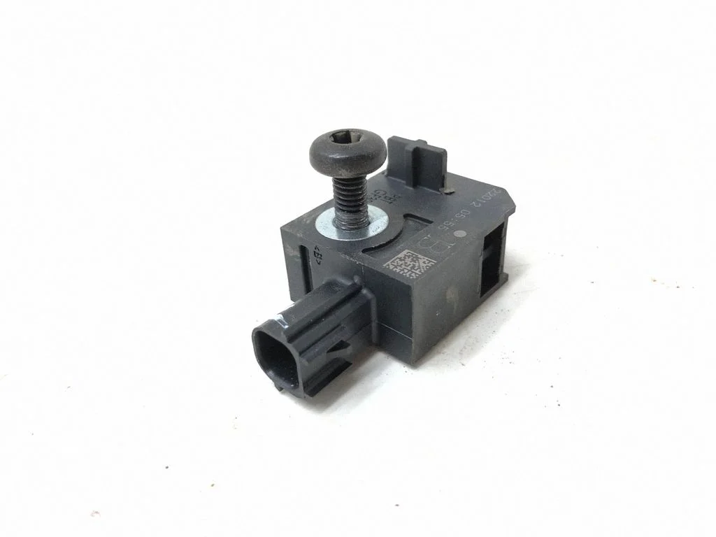 Airbag deployment crash/impact sensor 13502577