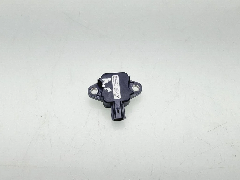 Airbag deployment crash/impact sensor – Tesla Model S (2012-)
