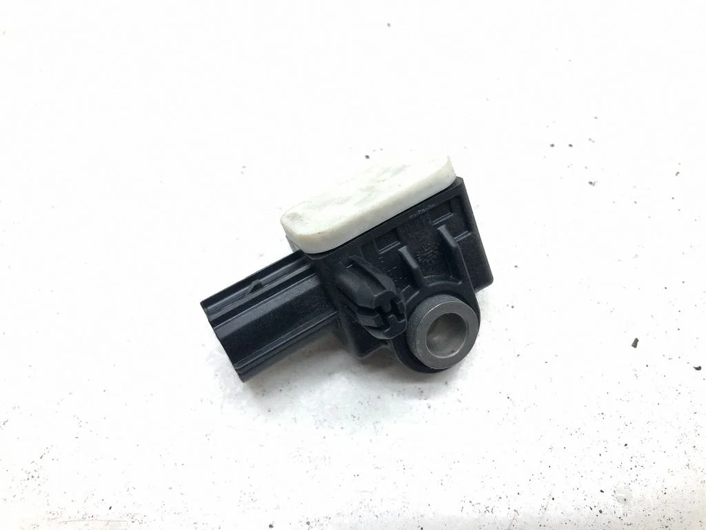 Airbag deployment crash/impact sensor – Volvo S60 (2011-2013)