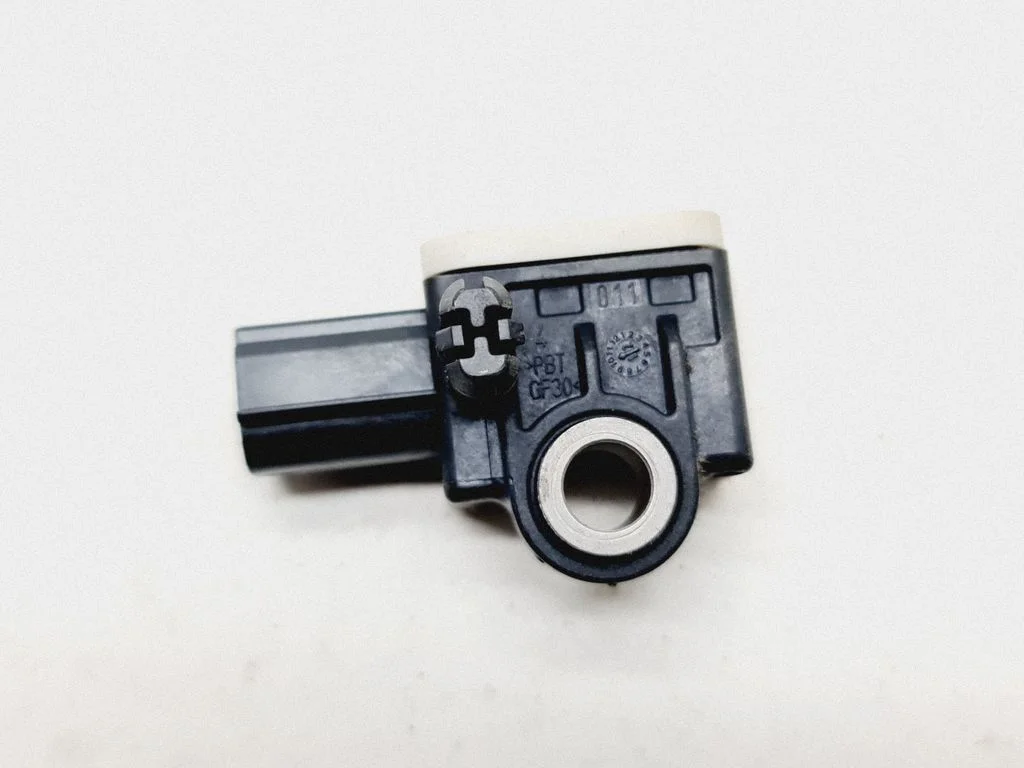 Airbag deployment crash/impact sensor – Volvo S60 (2011-2013)