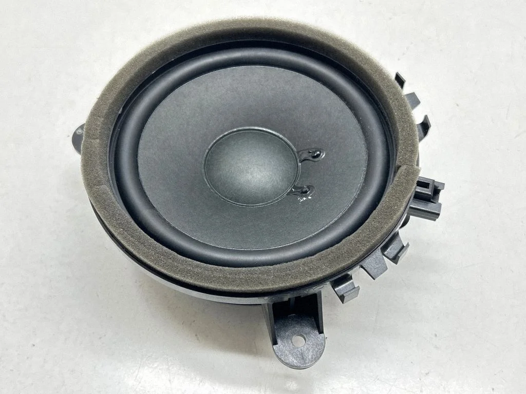 Tagaukse kõlar(id) 30657445