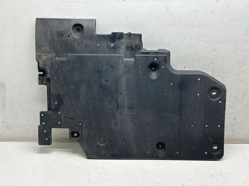 Rear underbody cover/under tray 9809531680