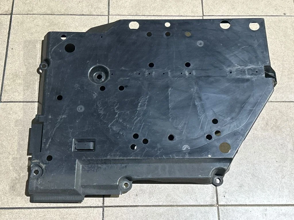 Rear underbody cover/under tray 42045FL000