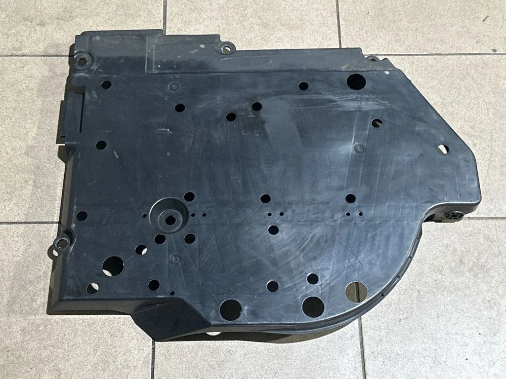 Rear underbody cover/under tray 42045FL040