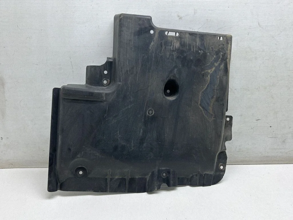 Rear underbody cover/under tray EJ32104C21AA