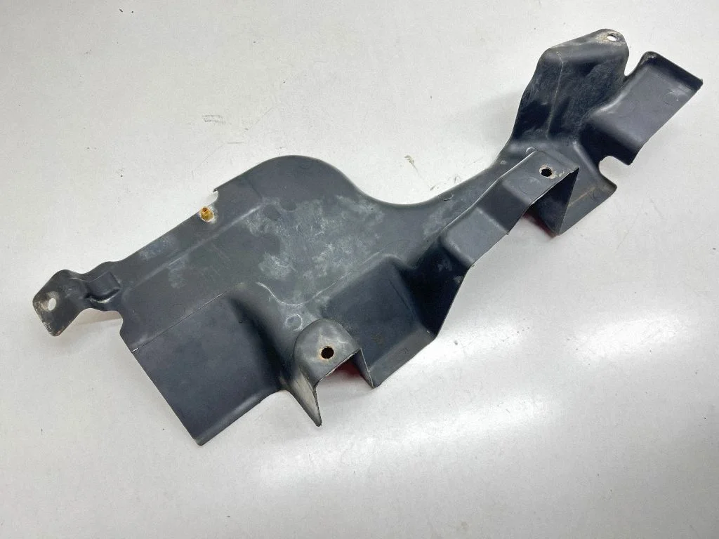 Rear underbody cover/under tray – Volkswagen Transporter - Caravelle T5 (2003-2015)