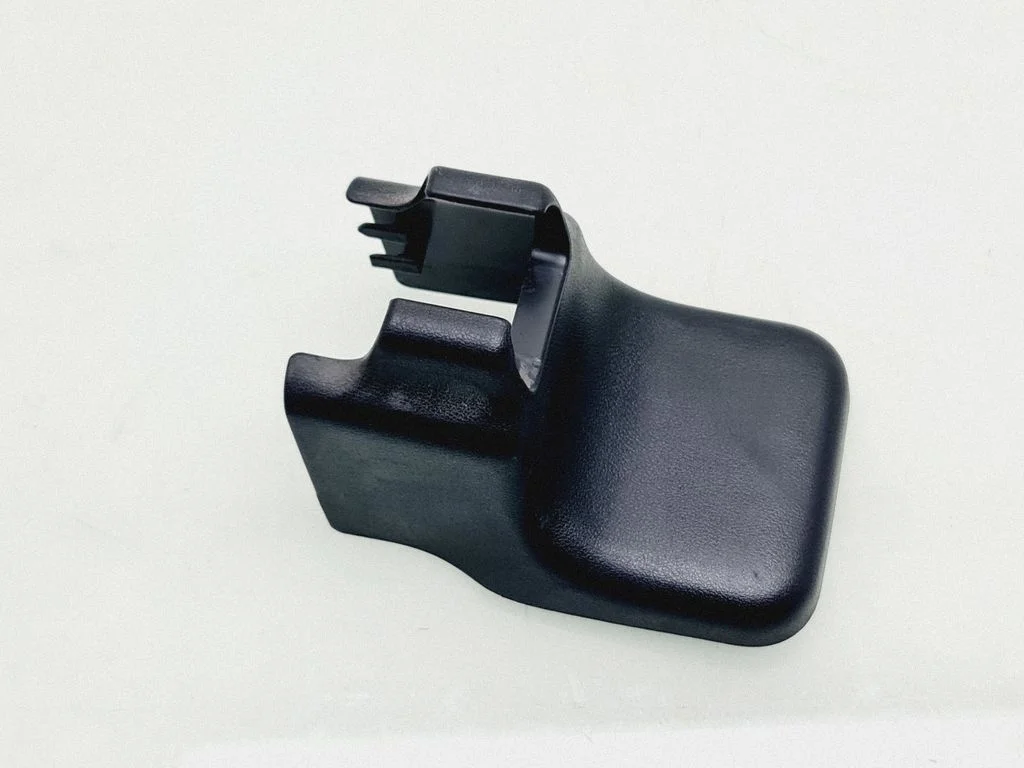 Esimese kõrvalistuja istme siini kate – Toyota Land Cruiser (J150) (2009-)