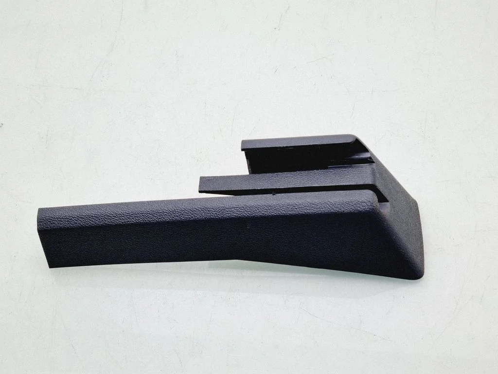 Front driver seat rail trim 7L0881480C
