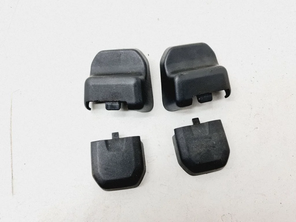 Esimese kõrvalistuja istme siini kate – Volvo S60 (2011-2013)