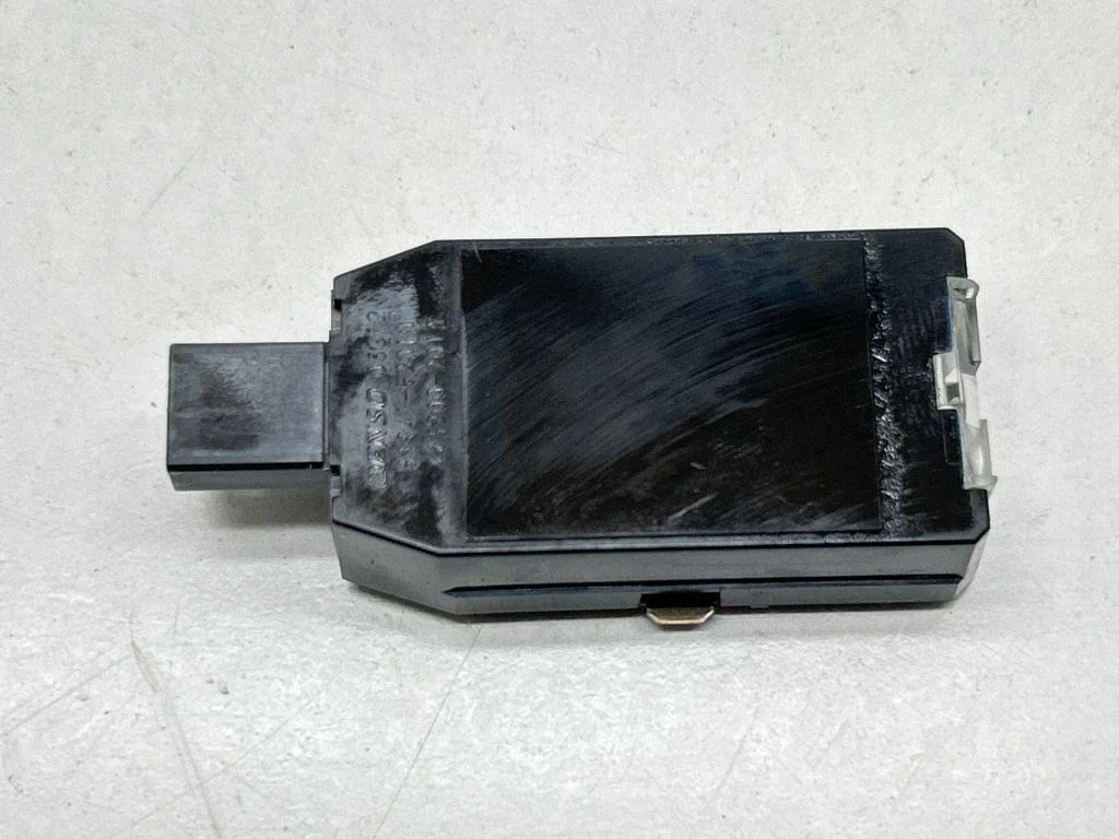 Rain sensor – Toyota Land Cruiser (J150) (2009-)