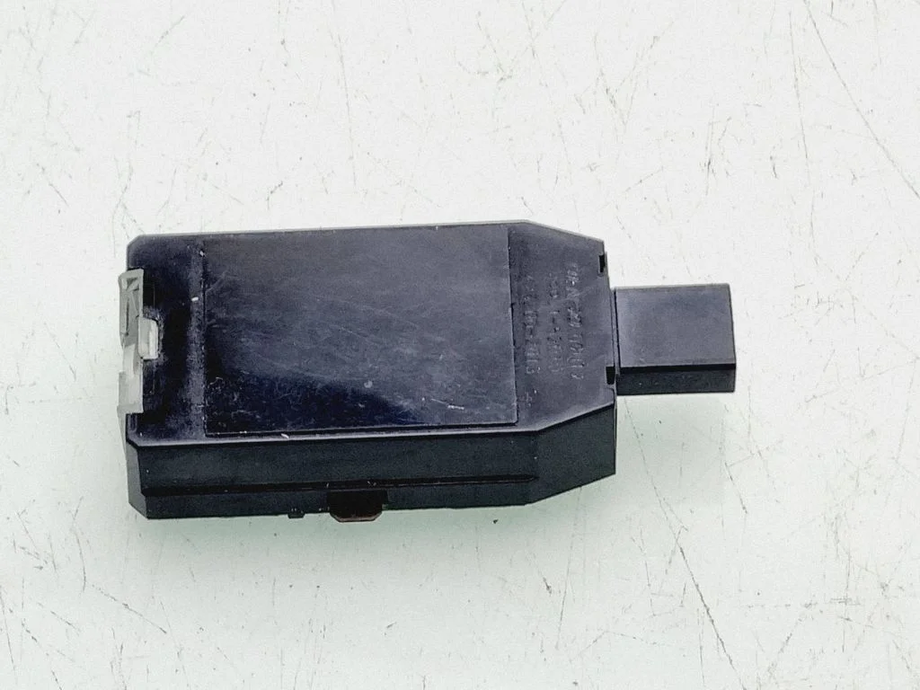 Rain sensor – Toyota Land Cruiser (J150) (2009-)
