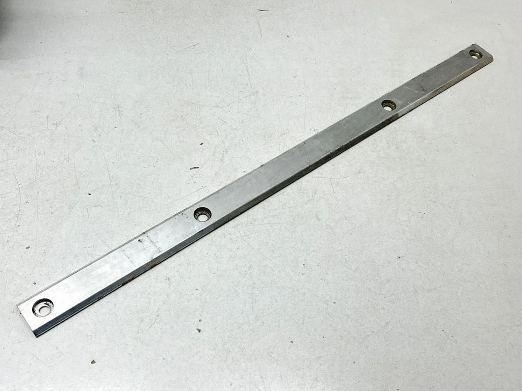 Muu kereosa A2046190325