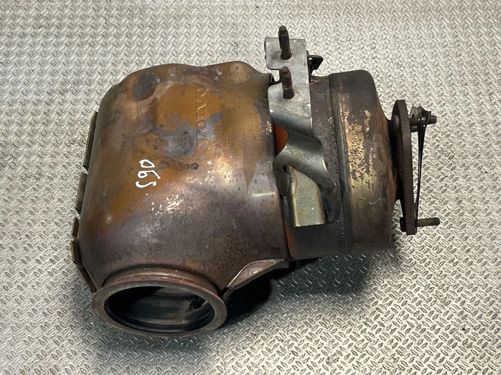 Catalyst/FAP/DPF particulate filter – Volvo S90, V90 (2016-)