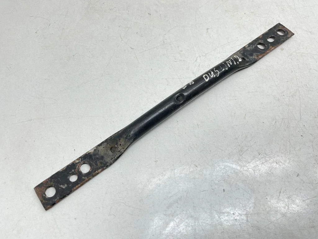 Muffler mount bracket/holder 5Q0802128