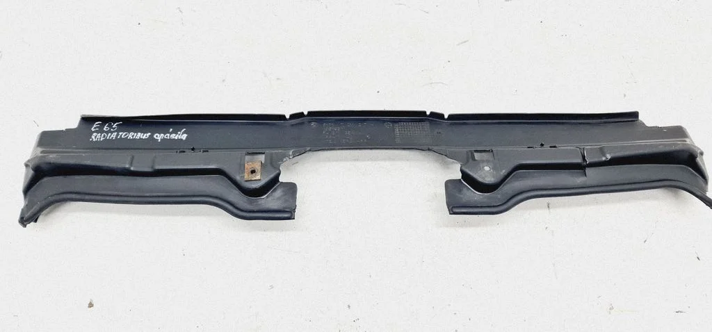 Radiator trim 51717011217